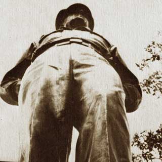 Douglas MacArthur Statue